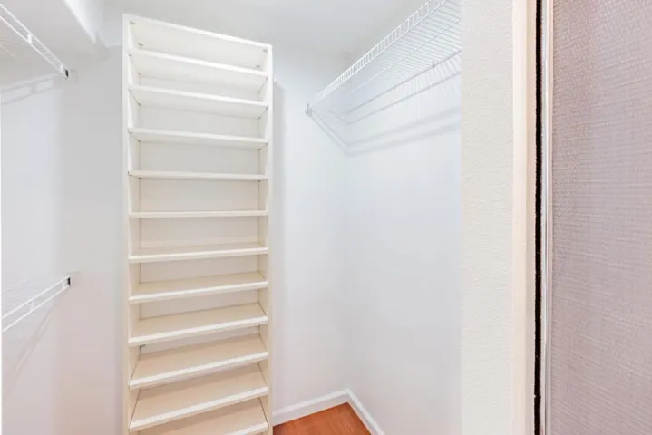 994 Alpine Terrace 4, Sunnyvale, California 94086