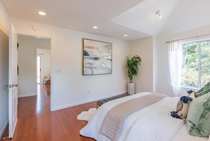 994 Alpine Terrace 4, Sunnyvale, California 94086