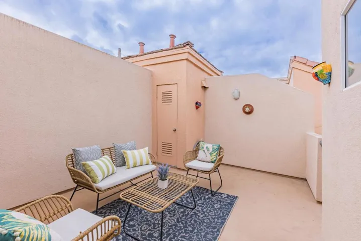 994 Alpine Terrace 4, Sunnyvale, California 94086