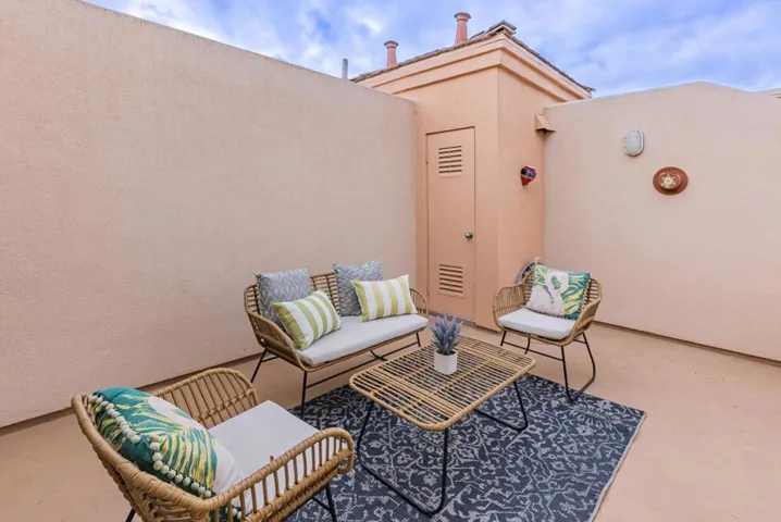 994 Alpine Terrace 4, Sunnyvale, California 94086
