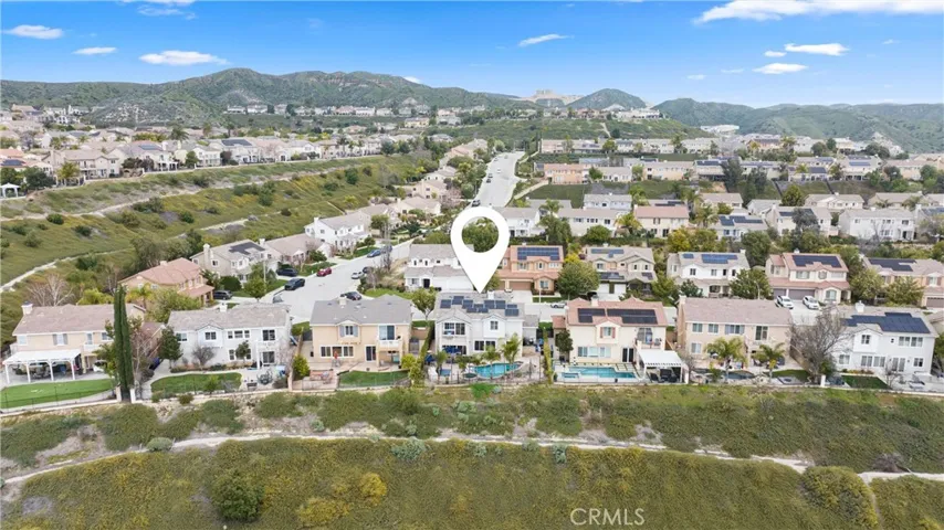 24086 Via Vista, Valencia, California 91354