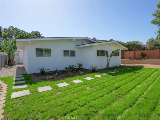 Large and spacious backyard
