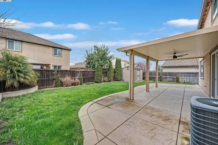 5262 Jacque Bell Ln, Fairfield, California 94533