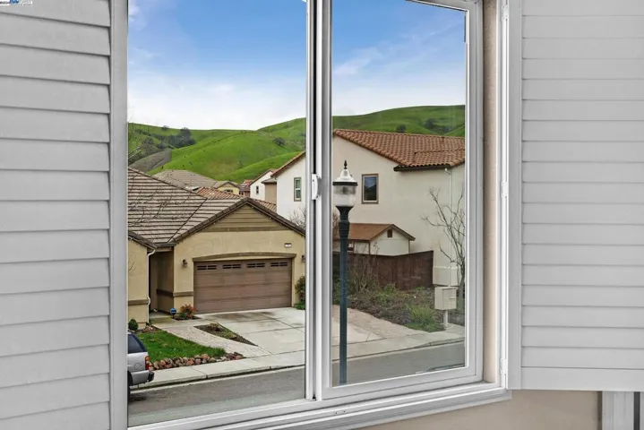 5262 Jacque Bell Ln, Fairfield, California 94533