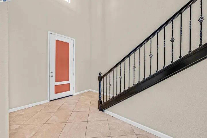 5262 Jacque Bell Ln, Fairfield, California 94533