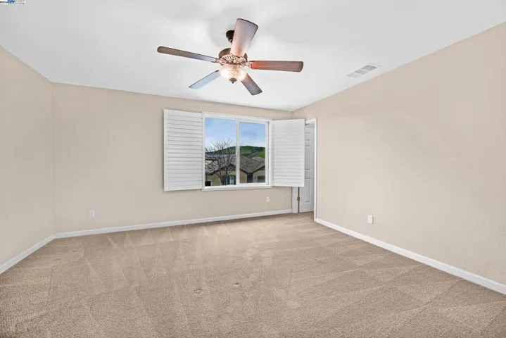5262 Jacque Bell Ln, Fairfield, California 94533