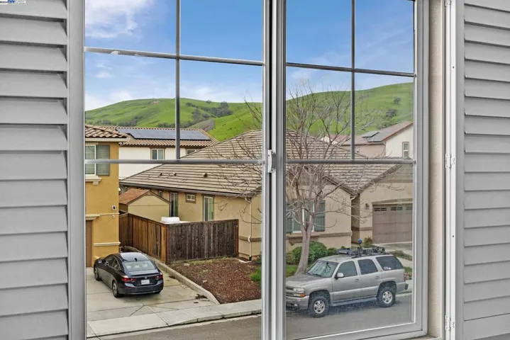 5262 Jacque Bell Ln, Fairfield, California 94533