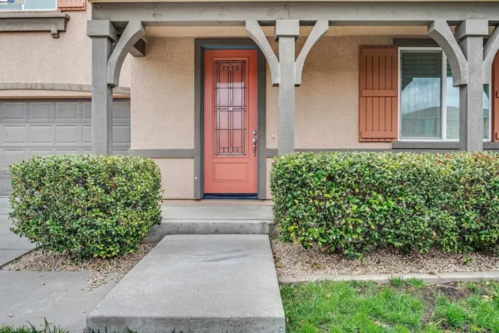 5262 Jacque Bell Ln, Fairfield, California 94533