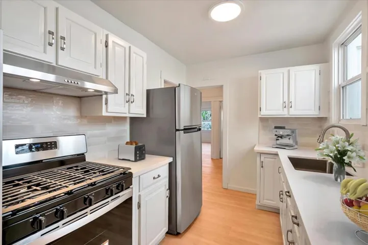 107 Congo Street, San Francisco, California 94131
