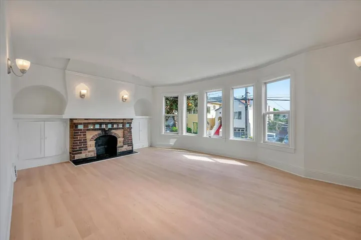 107 Congo Street, San Francisco, California 94131