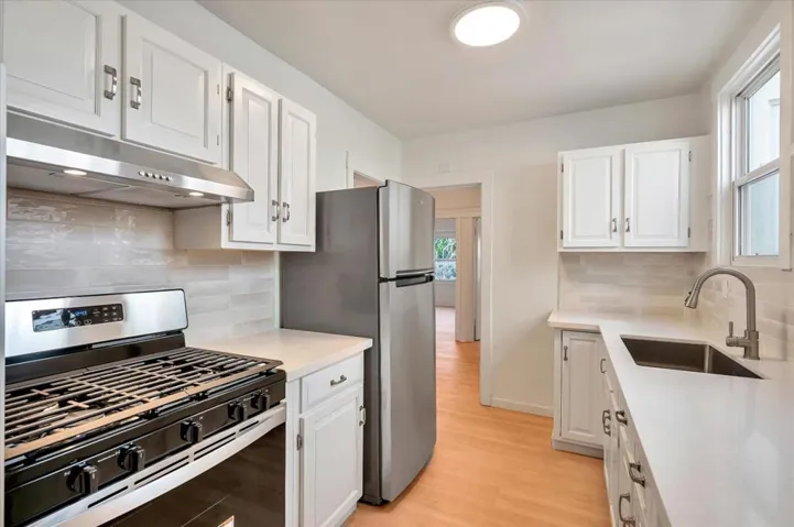 107 Congo Street, San Francisco, California 94131