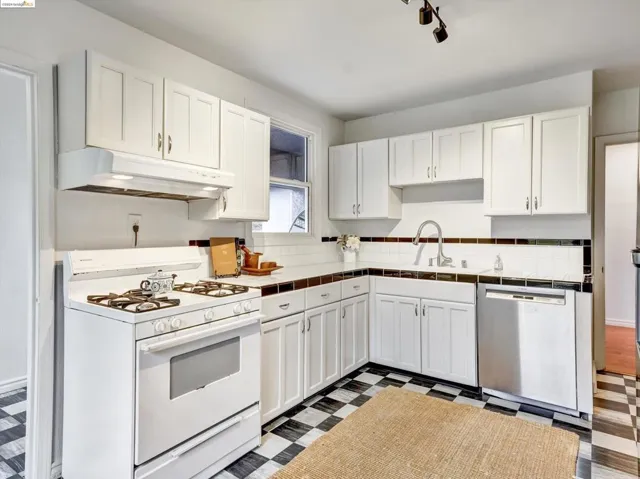 1522 Liberty St, El Cerrito, California 94530