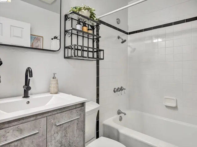 1522 Liberty St, El Cerrito, California 94530
