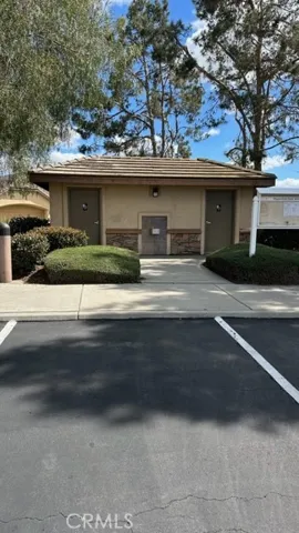 811 Inverlochy Drive, Fallbrook, California 92028