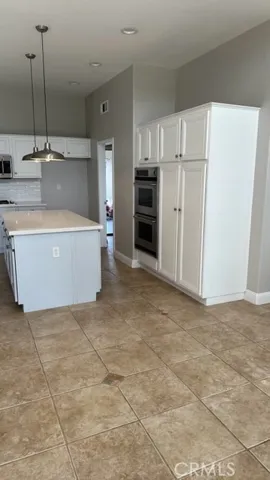 811 Inverlochy Drive, Fallbrook, California 92028