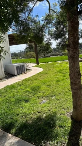 811 Inverlochy Drive, Fallbrook, California 92028