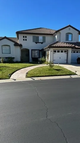 811 Inverlochy Drive, Fallbrook, California 92028