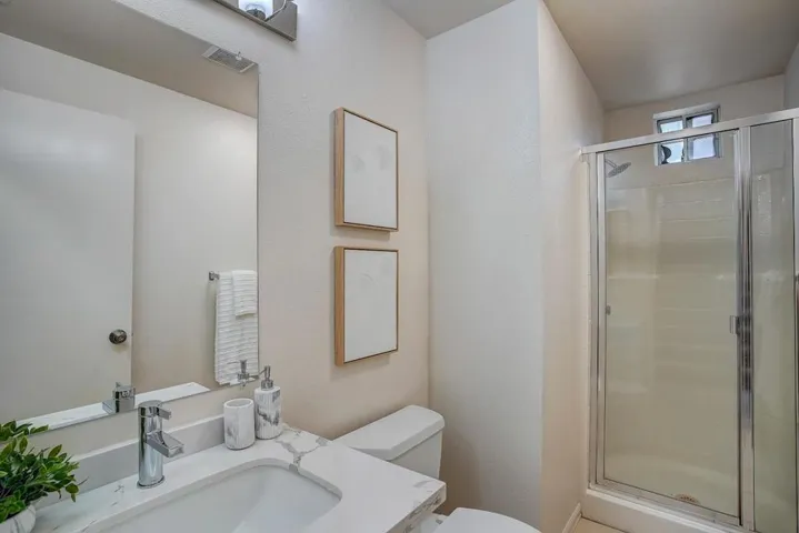 665 Atherton Place 606, Hayward, California 94541
