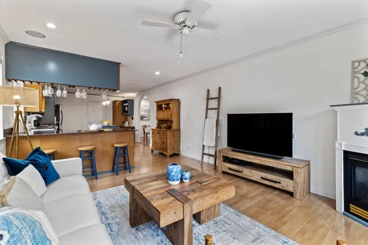 517 Los Pinos Way, San Jose, California 95123