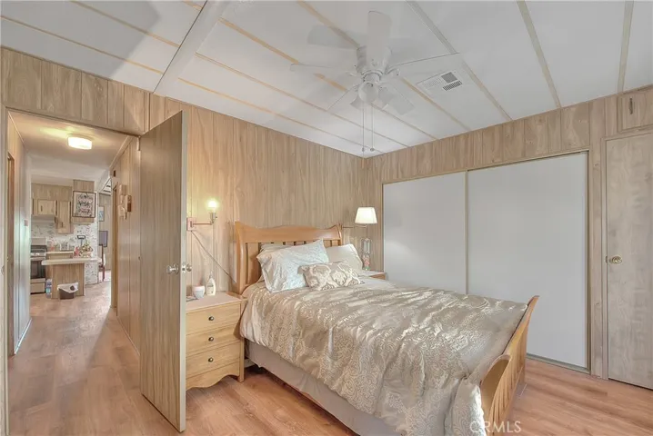 Primary Bedroom (2 of 4)
