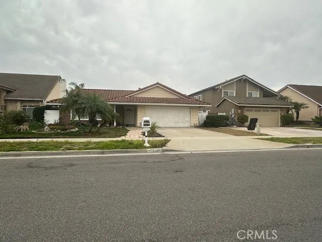 7330 E Paseo Tampico, Anaheim, California 92808