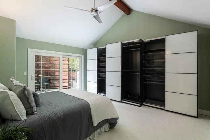 10017 Scenic Boulevard, Cupertino, California 95014