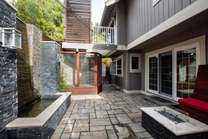 10017 Scenic Boulevard, Cupertino, California 95014