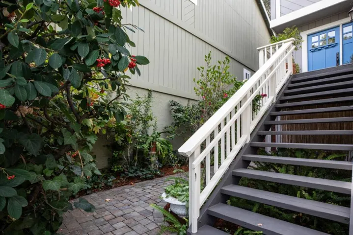10017 Scenic Boulevard, Cupertino, California 95014