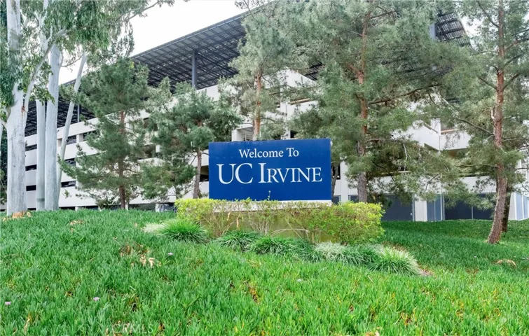 18 Camphor S, Irvine, California 92612