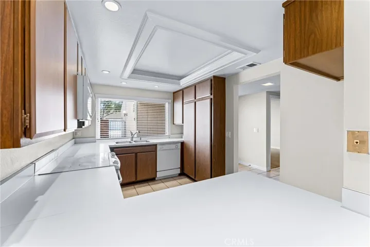 18 Camphor S, Irvine, California 92612