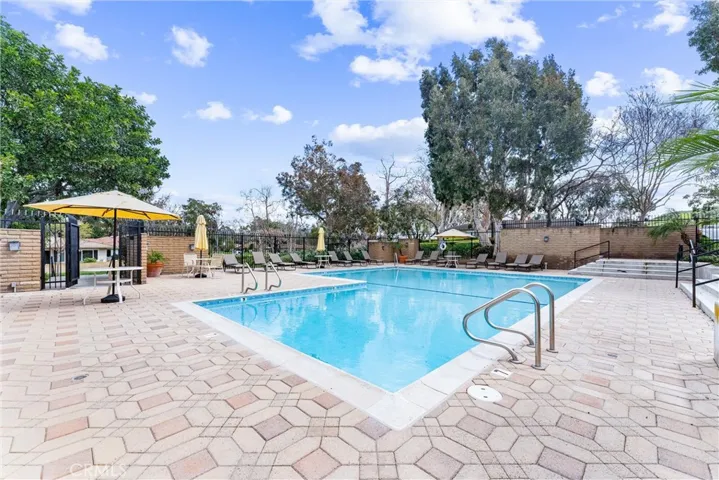 18 Camphor S, Irvine, California 92612
