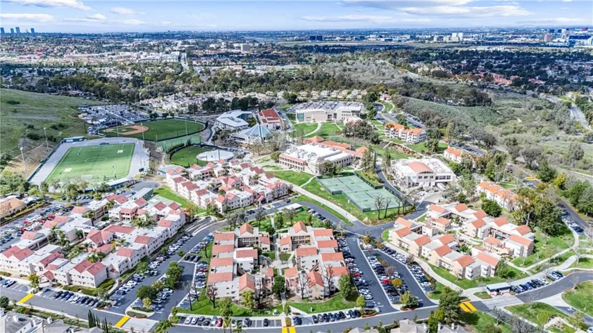 18 Camphor S, Irvine, California 92612