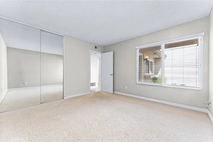 18 Camphor S, Irvine, California 92612