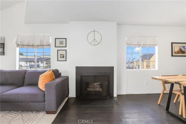 1030 Loma Avenue 110, Long Beach, California 90804