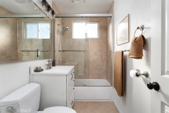 1969 Federal Avenue, Costa Mesa, California 92627