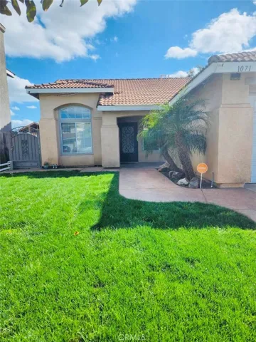 1071 Autumnwood Lane, Perris, California 92571