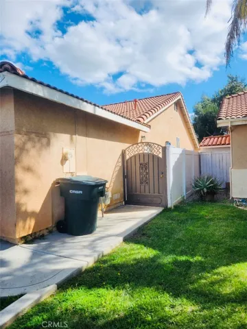 1071 Autumnwood Lane, Perris, California 92571