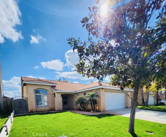 1071 Autumnwood Lane, Perris, California 92571