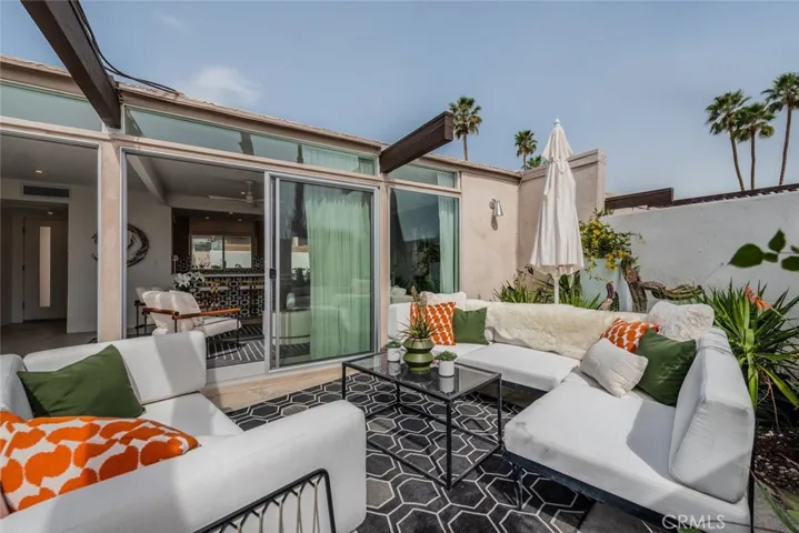 1740 N Via Miraleste, Palm Springs, California 92262