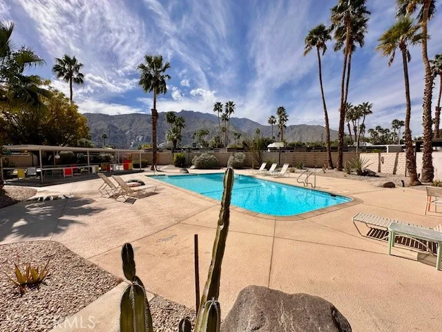 1740 N Via Miraleste, Palm Springs, California 92262