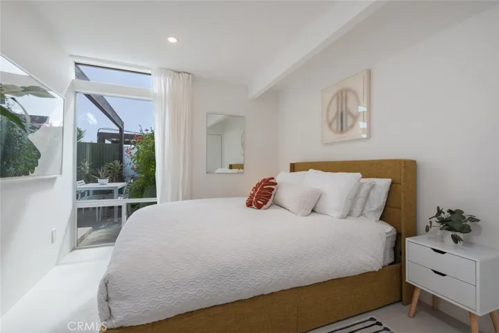 1740 N Via Miraleste, Palm Springs, California 92262