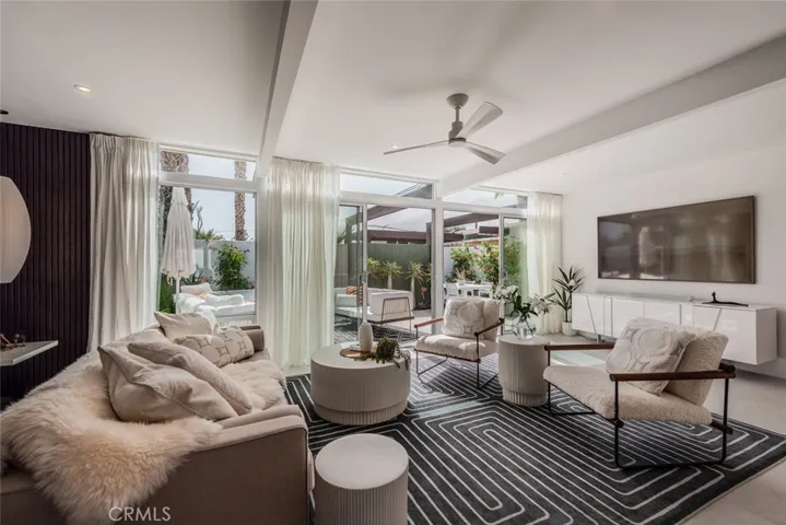1740 N Via Miraleste, Palm Springs, California 92262