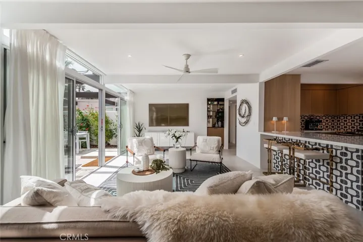 1740 N Via Miraleste, Palm Springs, California 92262