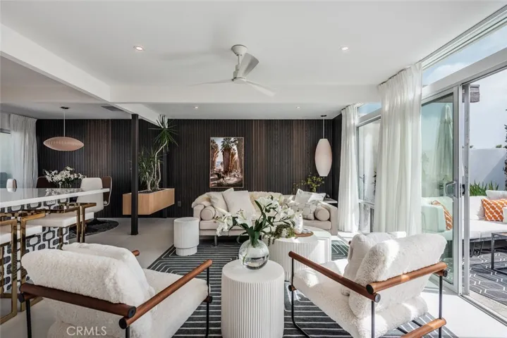 1740 N Via Miraleste, Palm Springs, California 92262