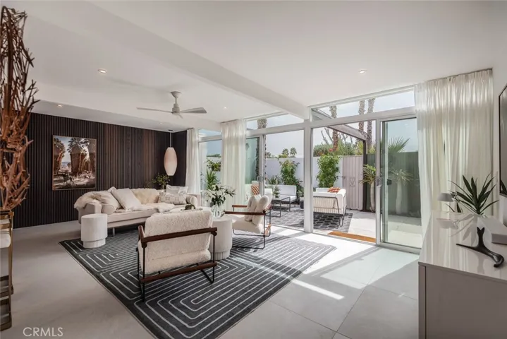 1740 N Via Miraleste, Palm Springs, California 92262