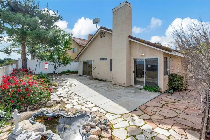 3185 Huckleberry Drive, Corona, California 92882