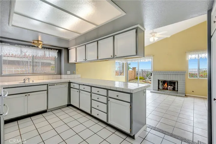3185 Huckleberry Drive, Corona, California 92882