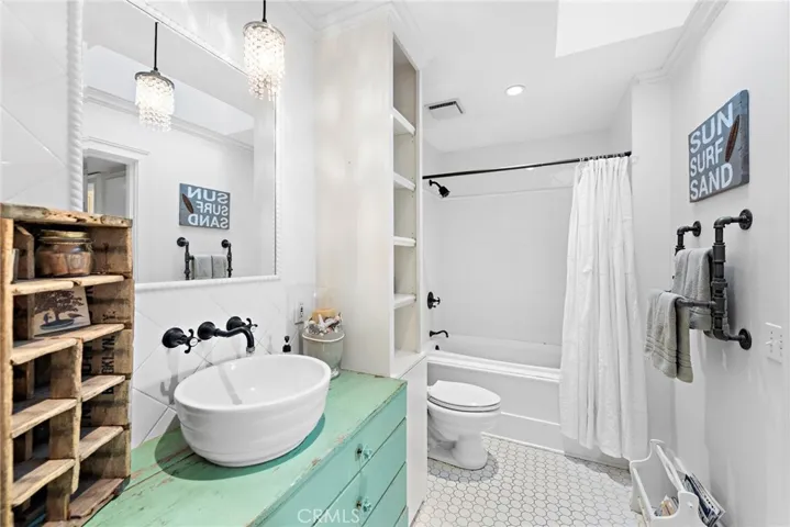 32946 Danaspruce, Dana Point, California 92629