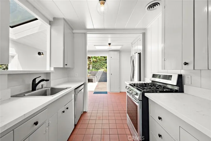 31513 Eagle Rock Way, Laguna Beach, California 92651