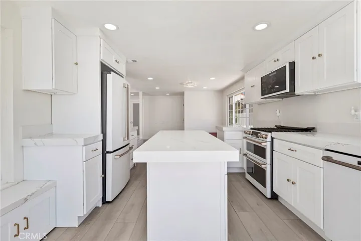 3572 Carmel Avenue, Irvine, California 92606